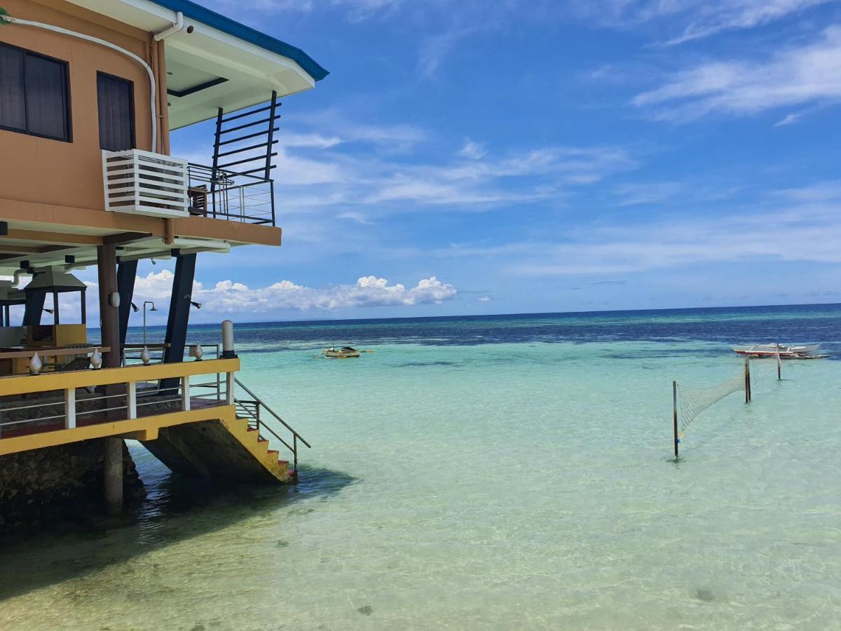 L & M Hearthstones Lodge Oslob Luaran gambar