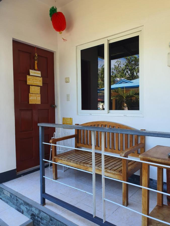 L & M Hearthstones Lodge Oslob Luaran gambar