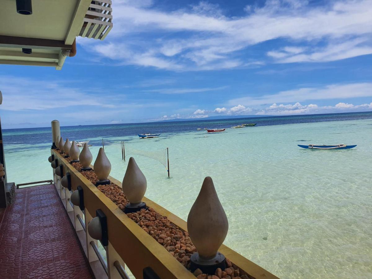 L & M Hearthstones Lodge Oslob Luaran gambar