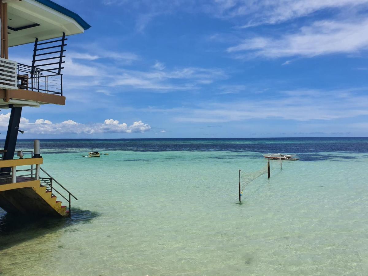 L & M Hearthstones Lodge Oslob Luaran gambar