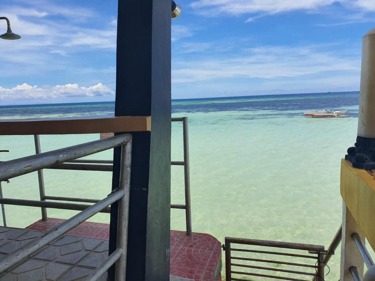 L & M Hearthstones Lodge Oslob Luaran gambar