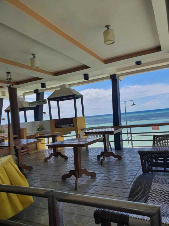 L & M Hearthstones Lodge Oslob Luaran gambar