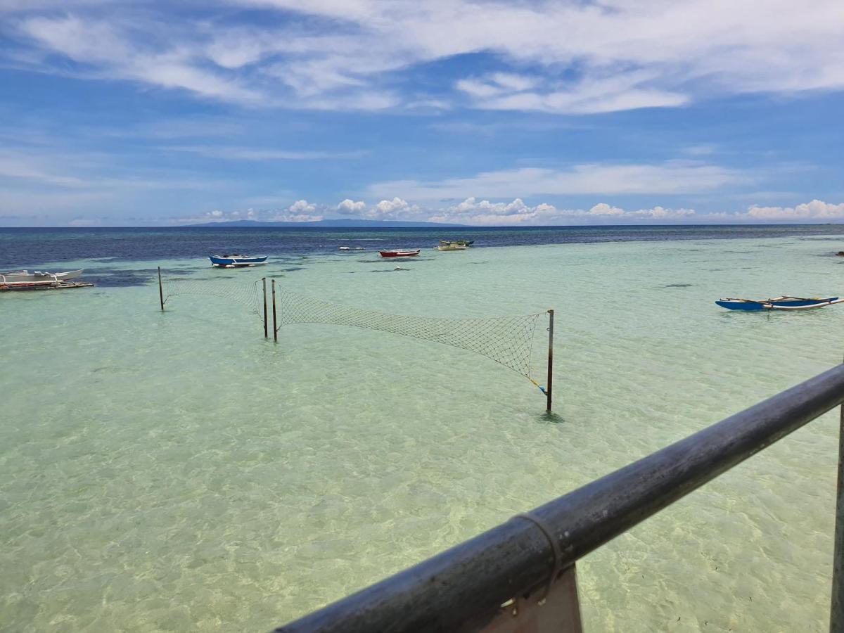 L & M Hearthstones Lodge Oslob Luaran gambar