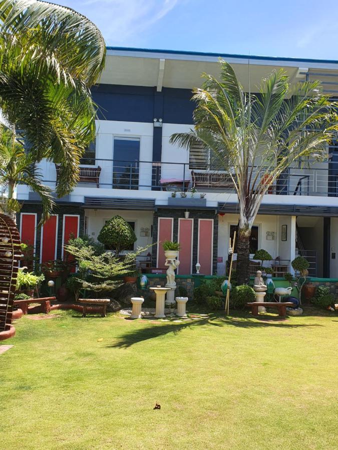 L & M Hearthstones Lodge Oslob Luaran gambar