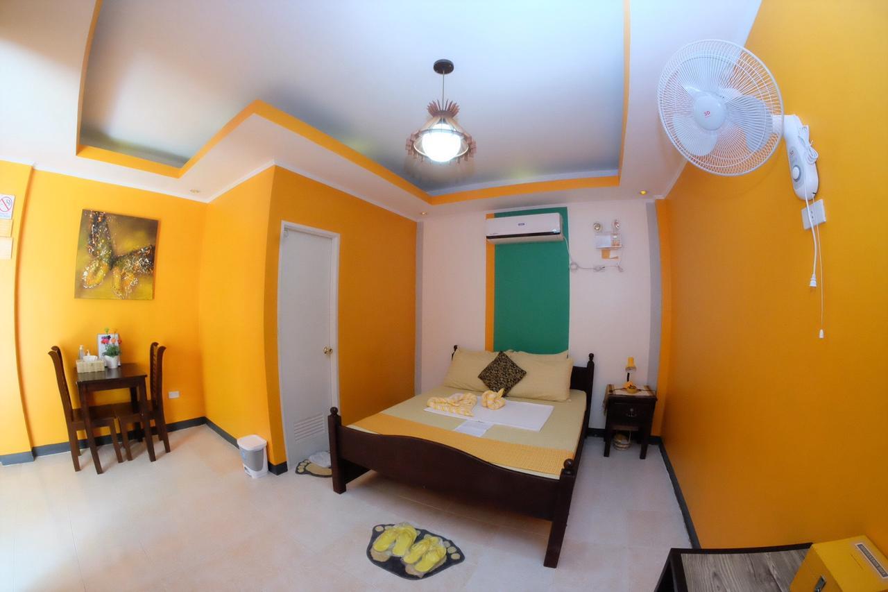 L & M Hearthstones Lodge Oslob Luaran gambar