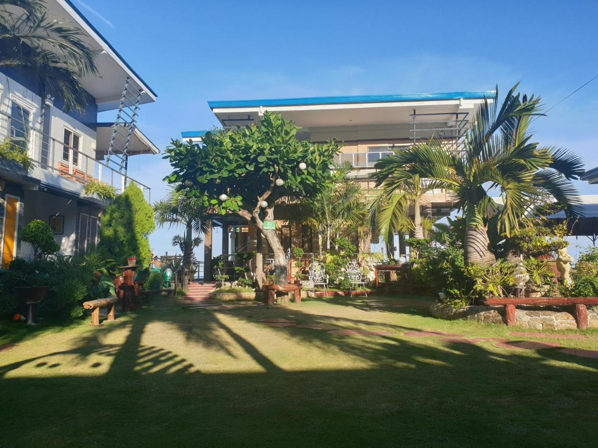 L & M Hearthstones Lodge Oslob Luaran gambar